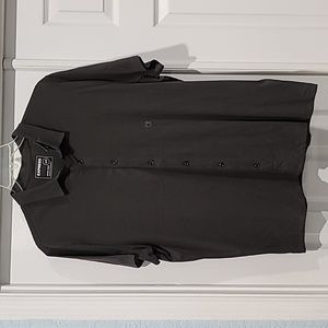 NWT Express Mens S/S Btn Dn Dark Grey Moisture Wicking Shirt: Size XL